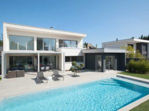 maison moderne familial avec piscine
