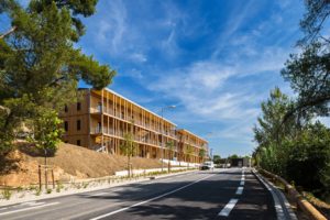 logement en bois moderne