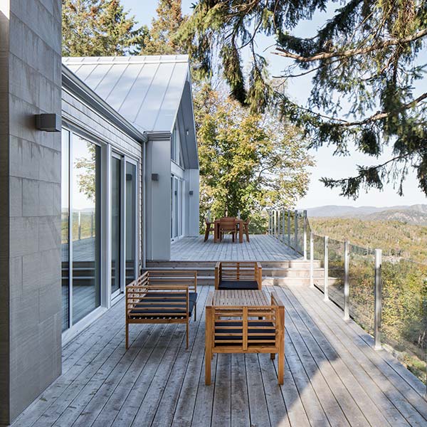 terrasse en bois au Canada